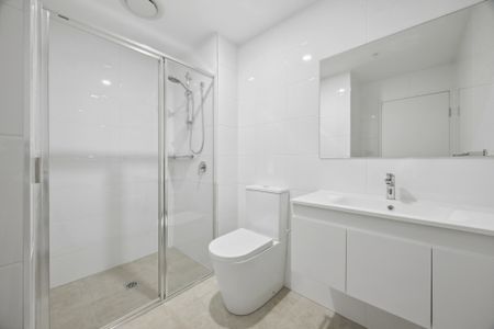 Stylish and Contemporary Design - Photo 2