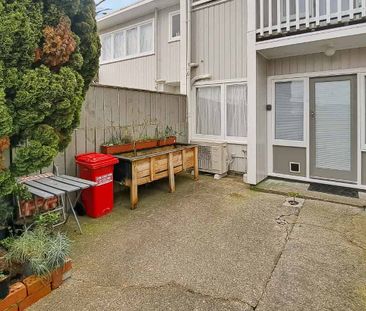 Elderslea Living - Photo 5