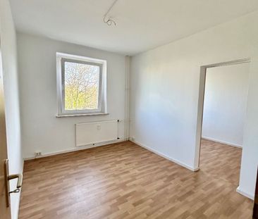 Familienfreundliche 4 Zimmer-Wohnung in Halle - sofort einziehen un... - Photo 4