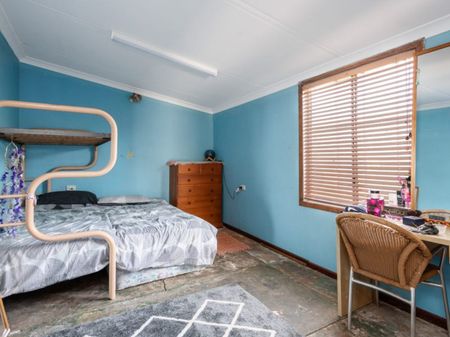 Room to move! - Photo 2