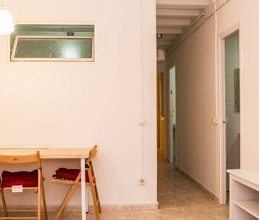 Carrer de Lancaster, Barcelona, Catalonia 08001 - Photo 1