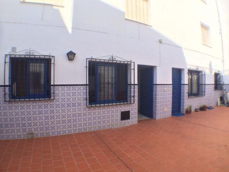 Top Floor Apartment | Frigiliana | €600/Month - Photo 4