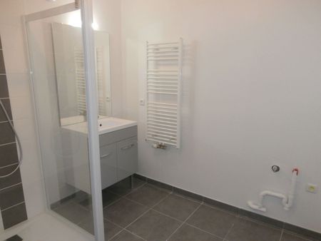 Location appartement T2 52.50m² à Reims (51100) Loyer CC * : 584.48 € Réf : ER.30281 - Photo 5