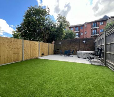 2 bedroom flat to rent - Photo 5