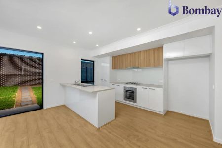 “Location Space & Comfort” - Photo 5