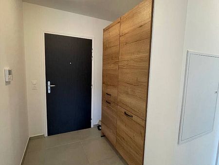 Appartement Mont Saint Martin 3 pièce(s) 70.56 m2 meublé - Photo 2