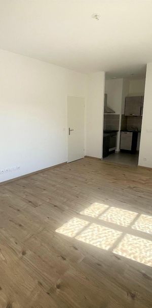 Location Appartement 2 pièces 47m² DIJON 21000 - Photo 1