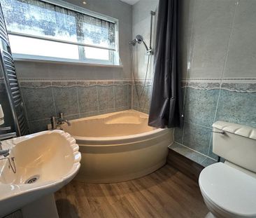 3 bedroom semi-detached house to rent - Photo 6
