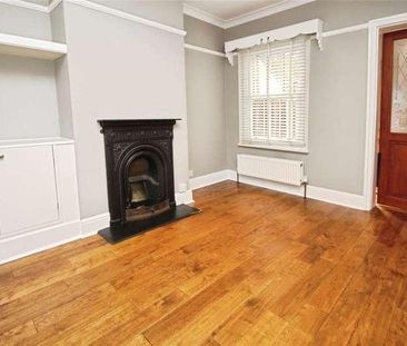 Hamilton Road, Gidea, RM2 - Photo 2