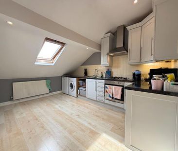 1 Bedroom Apartment To Let - Photo 6