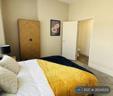 1 bedroom in a house share to rent - Photo 6