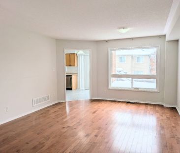 For Lease - 66 Gail Parks Crescent, Newmarket, Ontario - Photo 1