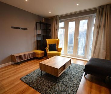 2 bedroom apartment to rent - Photo 2