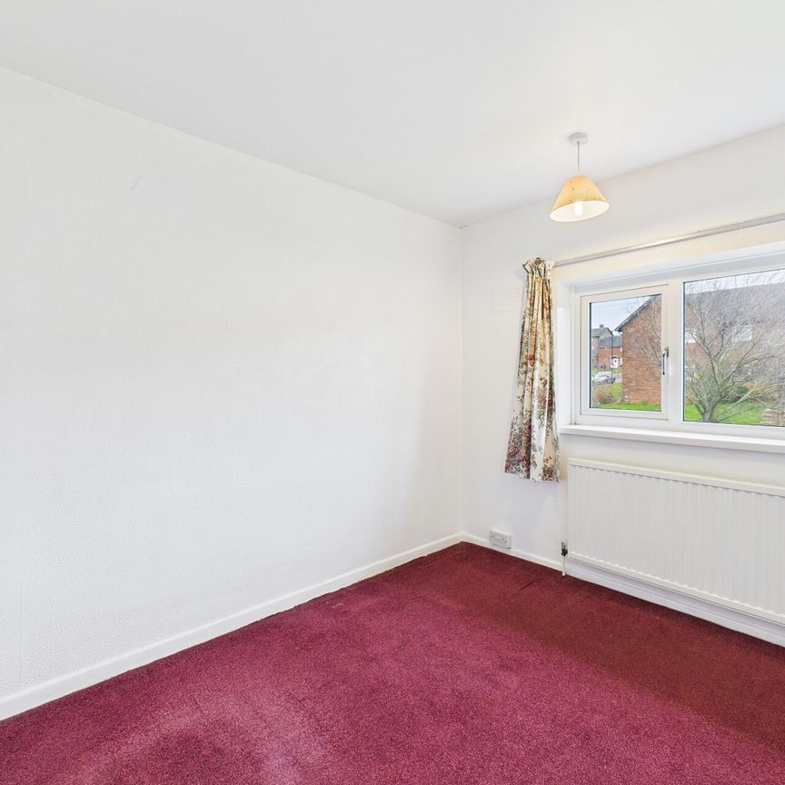 63 Lowedges Drive, S8 - Photo 1