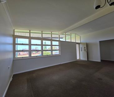 24 Kanangra Drive,, Taree, NSW 2430 - Photo 4