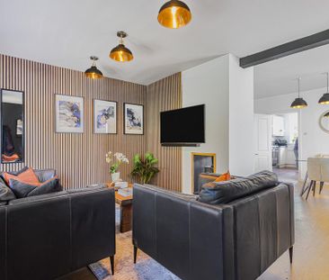 3 bedroom detached house to rent - Photo 2