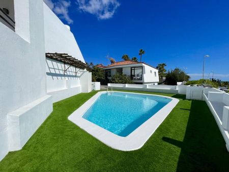 Luxury Apartment for rent in Maspalomas, Canary Islands - Photo 2