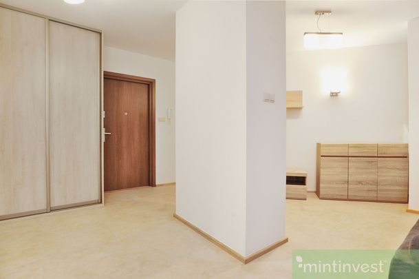 Kawalerka świeżo po remoncie - Zdjęcie 1