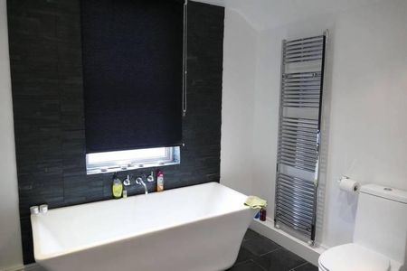 5 bedroom house share to rent - Photo 4