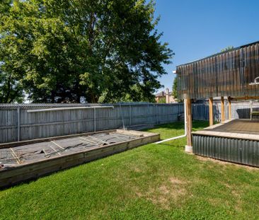 For Lease - 64 Brasswinds Court, Vaughan, Ontario - Photo 3