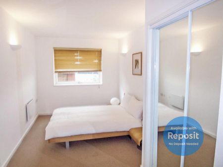2 bedroom flat to rent - Photo 2