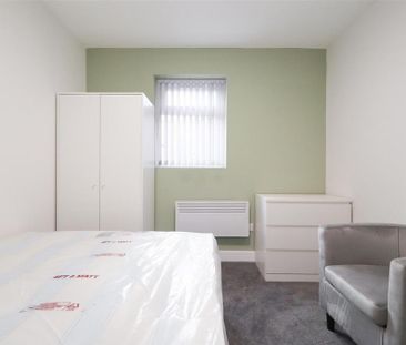 Studio to rent - Photo 2