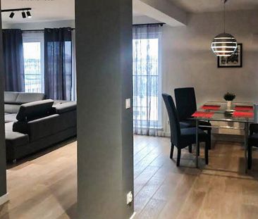 Elegancki apartament 2-pok. w Centrum | Garaż - Zdjęcie 2