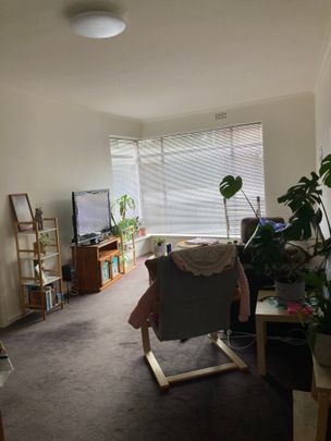 St Kilda Road - Photo 1