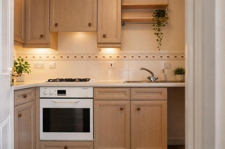 2 bedroom semi-detached house to rent - Photo 2