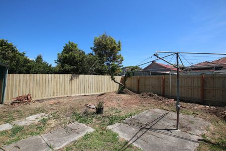 189 Nicholson Street, Coburg, VIC 3058 - Photo 2