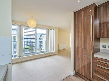 2 bedroom flat to rent - Photo 3