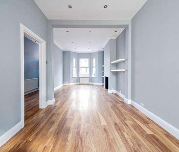 Whitestile Road, Brentford, TW8 - Photo 1