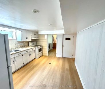 36 Ashmore Avenue #Lower - Photo 2