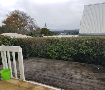 Comfortable home with nice outlook - Photo 3