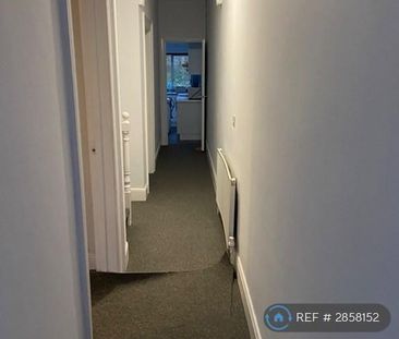 4 bedroom terraced house to rent - Photo 3