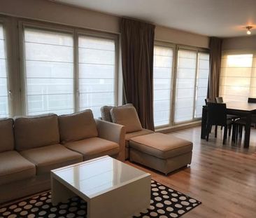 Appartement te huur - Foto 2