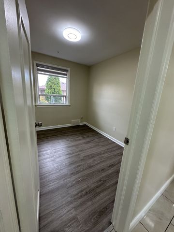 For Lease - 360 Guelph Street Unit# Upper, Oshawa, Ontario - Photo 4