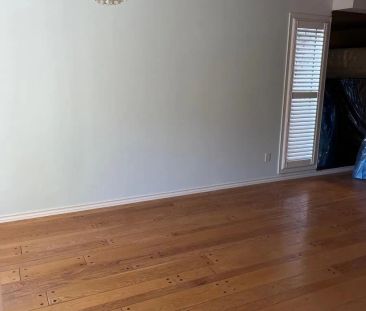 1524 WOODRUFF CRESCENT - Photo 2