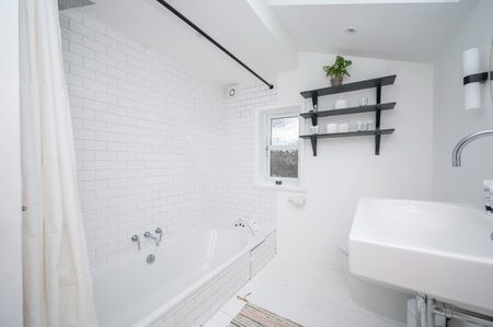 2 Bed Flat, Wilton Way, E8 - Photo 3