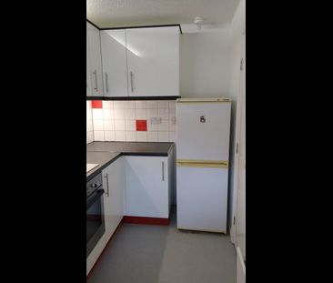 2 Bed Flat, Middlesex Gardens Glasgow, G41 - Photo 6