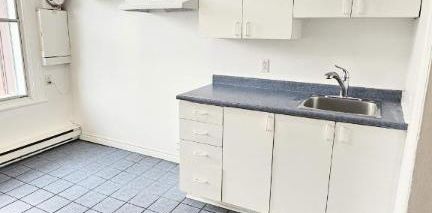 2 CH - 1 SDB - Montréal - $1,196 /mo - Photo 2