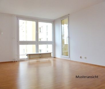 Großzügige Wohnung am Theodor-Heuss-Platz! - Photo 2