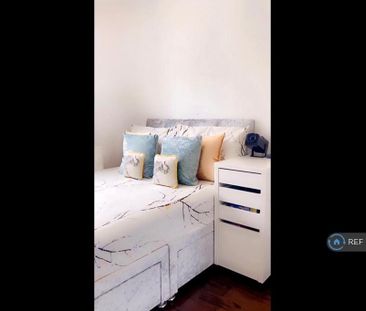 5 bedroom semi-detached house to rent - Photo 6