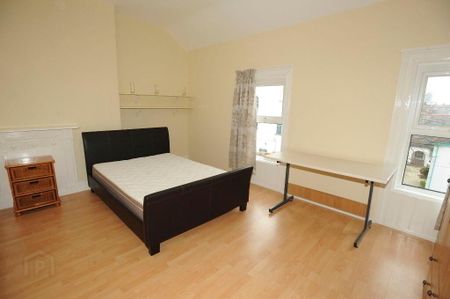 9 University Avenue, Belfast, BT7 1GX - Photo 3