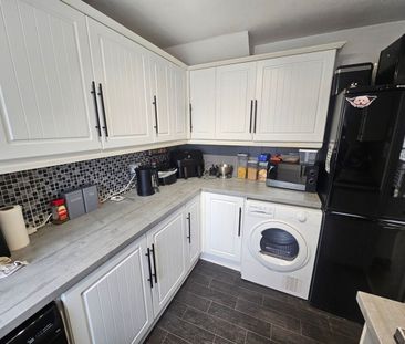 Higher Lomax Lane, Heywood - Photo 5
