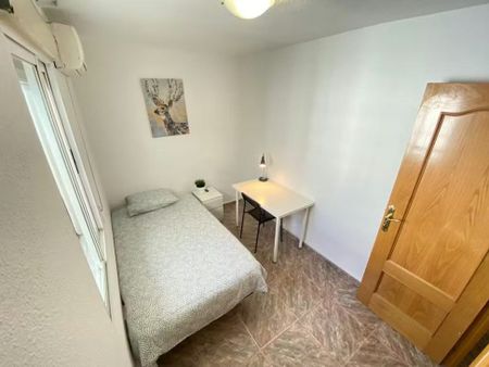 Calle Extremadura, Getafe, Community of Madrid 28903 - Photo 5