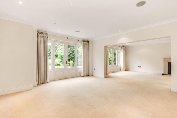 Ashley Drive, Walton-on-Thames, Surrey, KT12 - Photo 1
