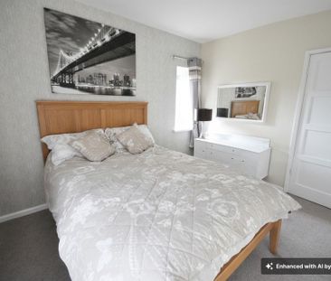 3 bedroom semi-detached house to rent - Photo 6