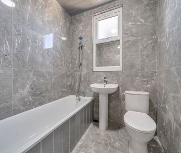 Caithness Road, Mitcham, Surrey, CR4 - Photo 5