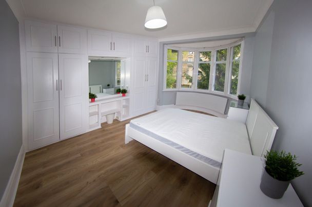 Room in a Shared House, Acton Vale, W3 - Photo 1